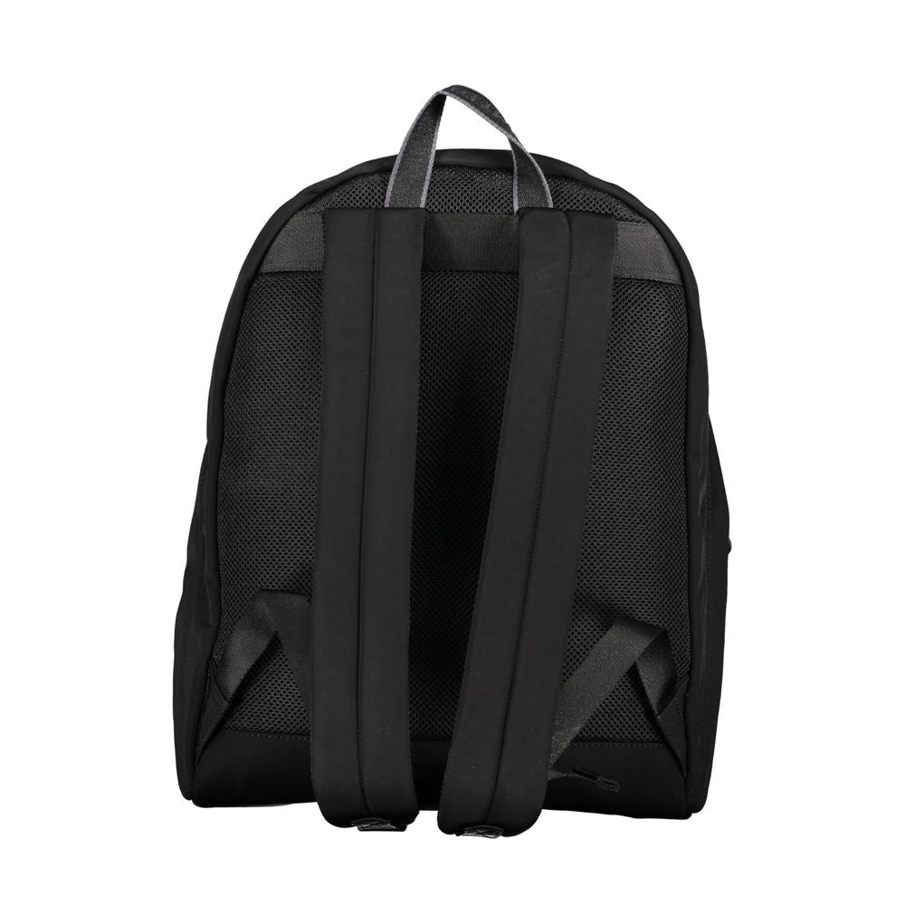 Tommy Hilfiger Chic Black Urban Backpack with Laptop Compartment