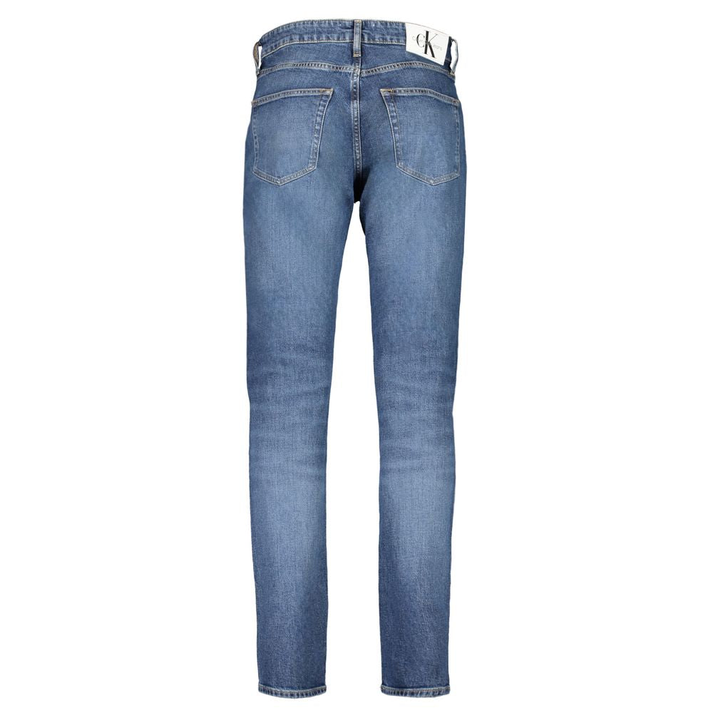 Calvin Klein <NAME>