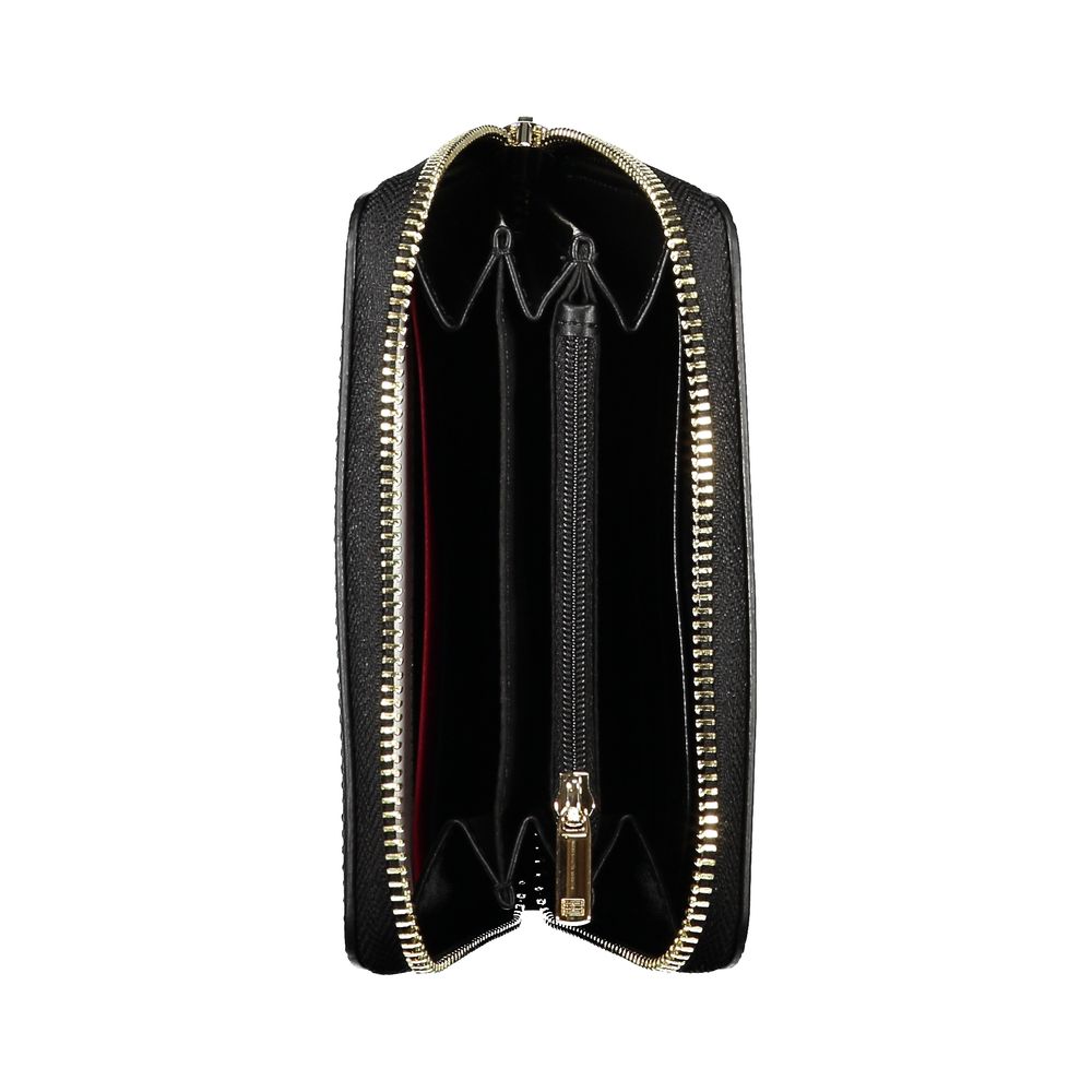 Tommy Hilfiger Elegant Zip-Around Wallet with Ample Storage