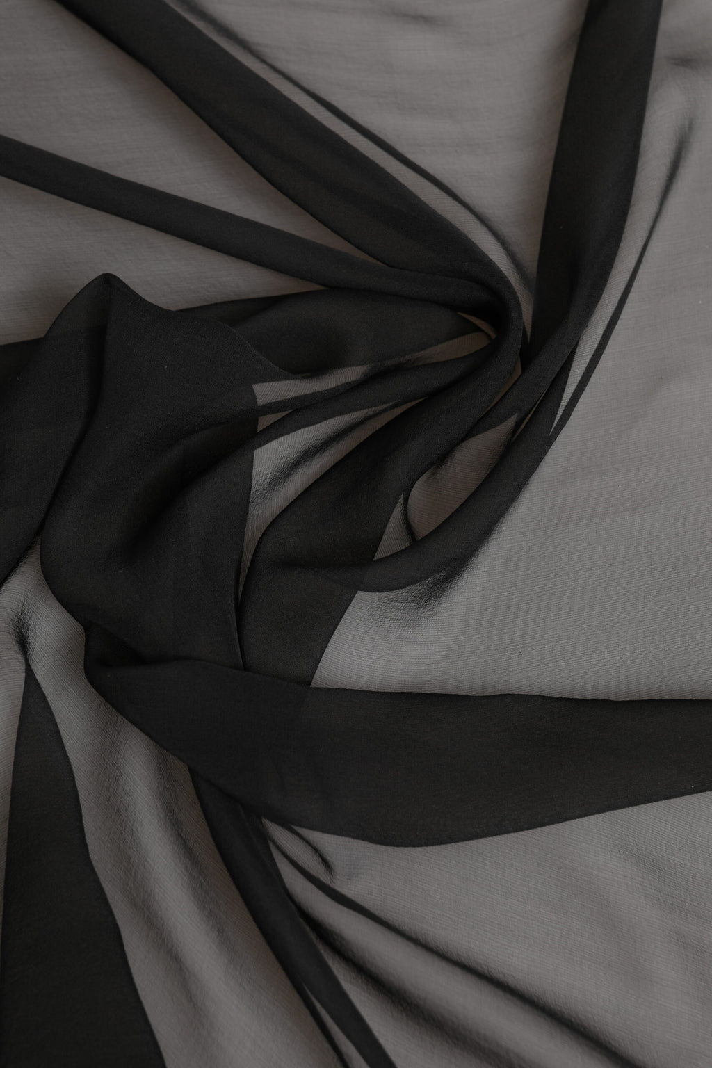 Dolce & Gabbana Grau Schwarz Seide Quadrat Frauen Foulard Schal