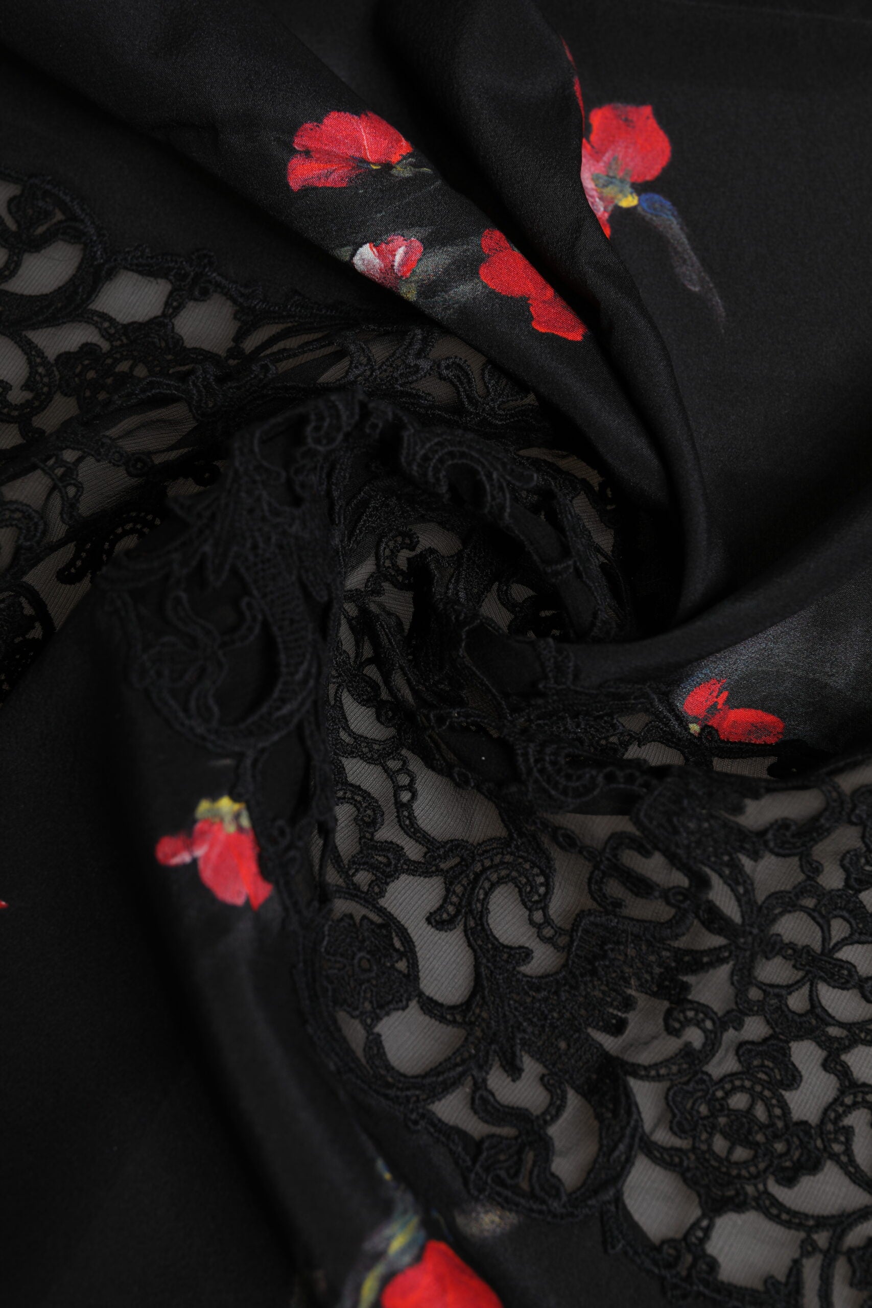 Dolce & Gabbana Schwarzer Floral Print Halswärmer Wickelschal