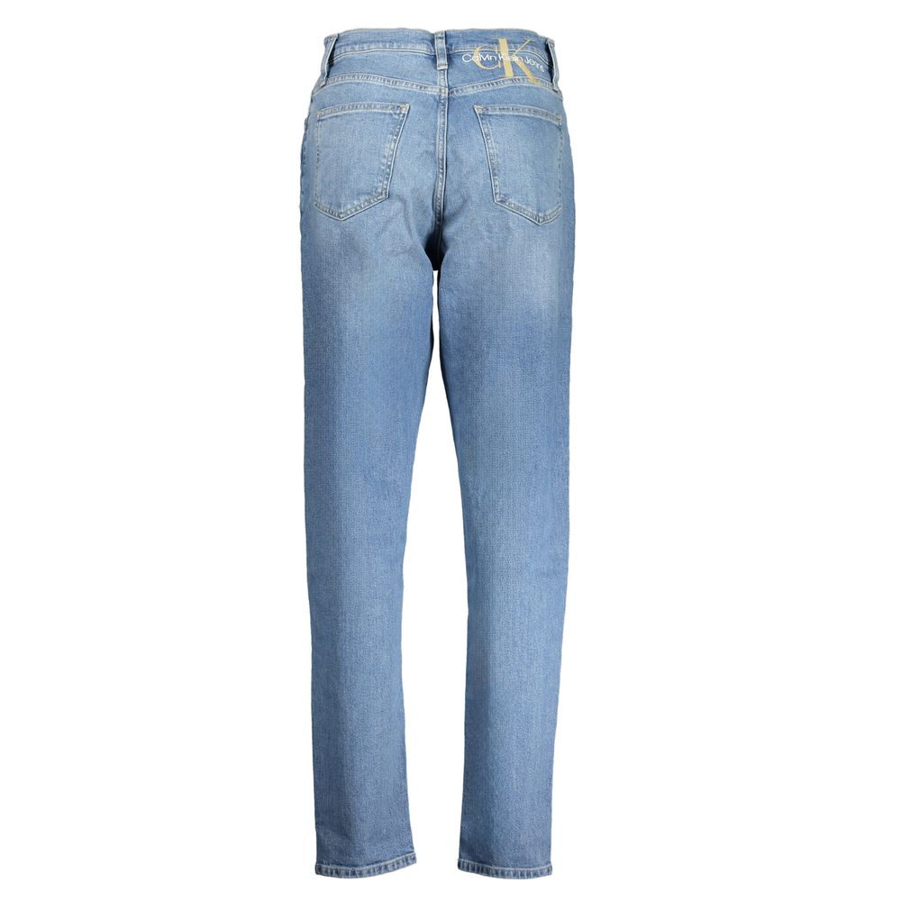 Calvin Klein <NAME>