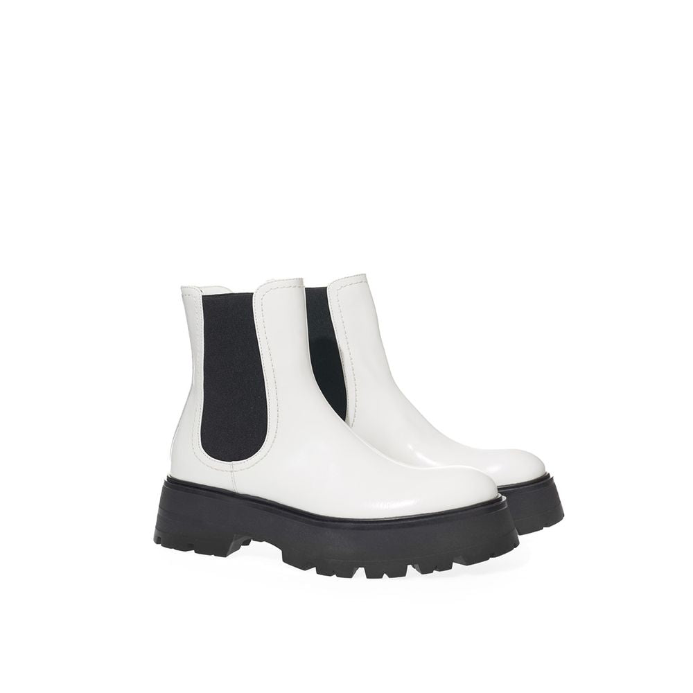 Alexander McQueen Schwarze und Weiße Chelsea-Boots aus Leder