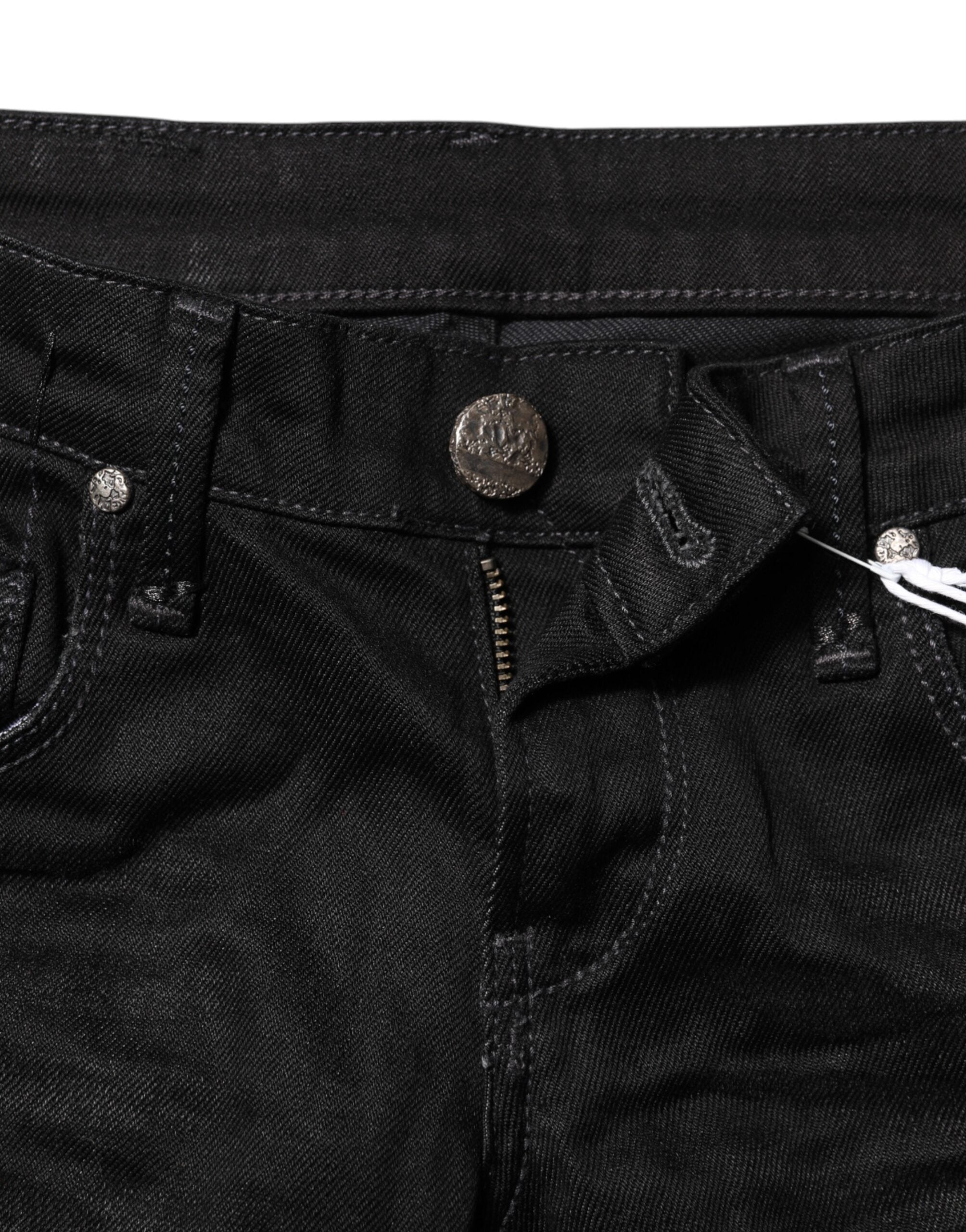 Eight pairs of black low-rise slim-fit cotton denim jeans