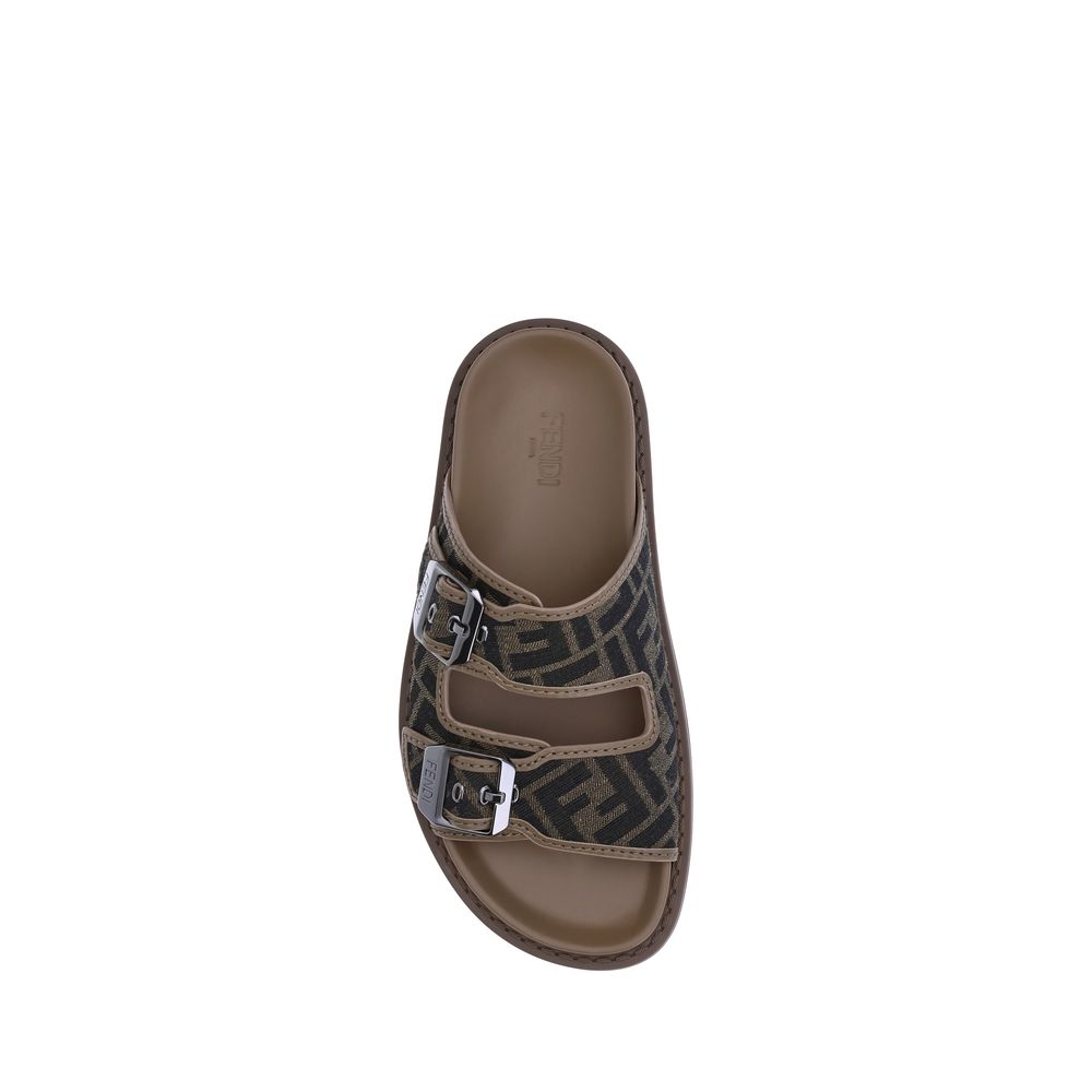 Fendi Braune Kalbsleder Bos Taurus Flache Sandalen