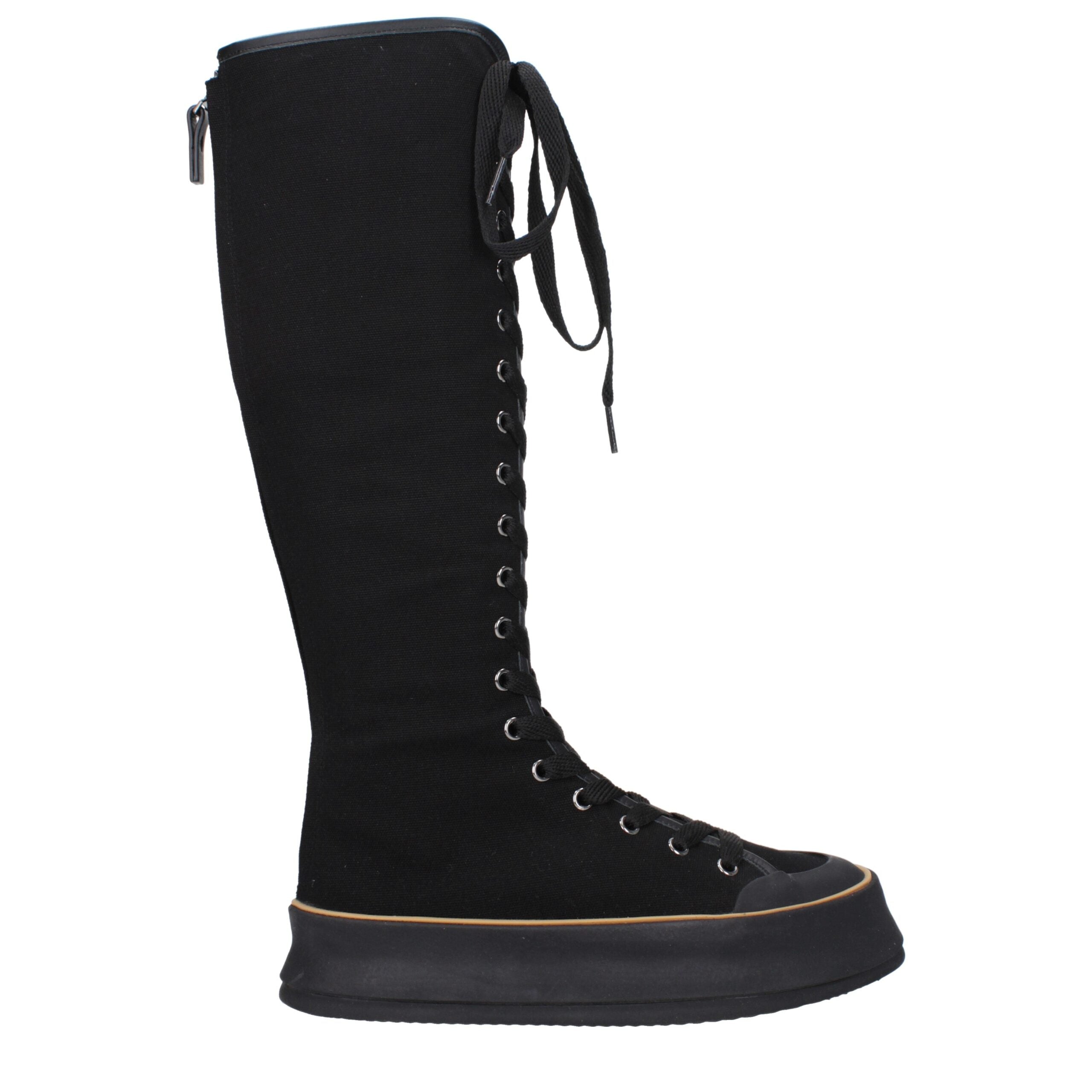 Max Mara Schwarze Schnürstiefel aus Stoff