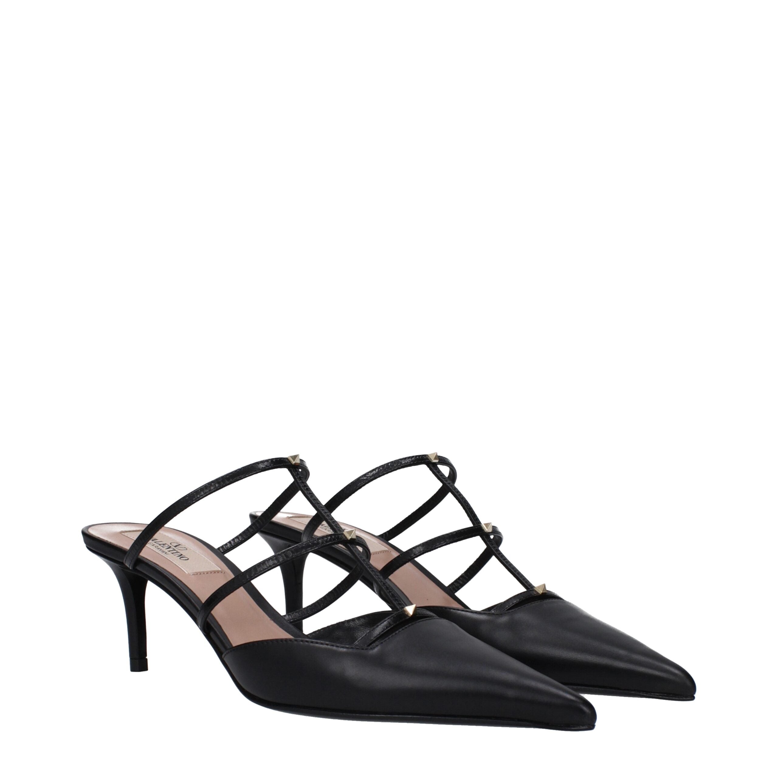 Valentino Garavani Flache Ledersandalen in Schwarz