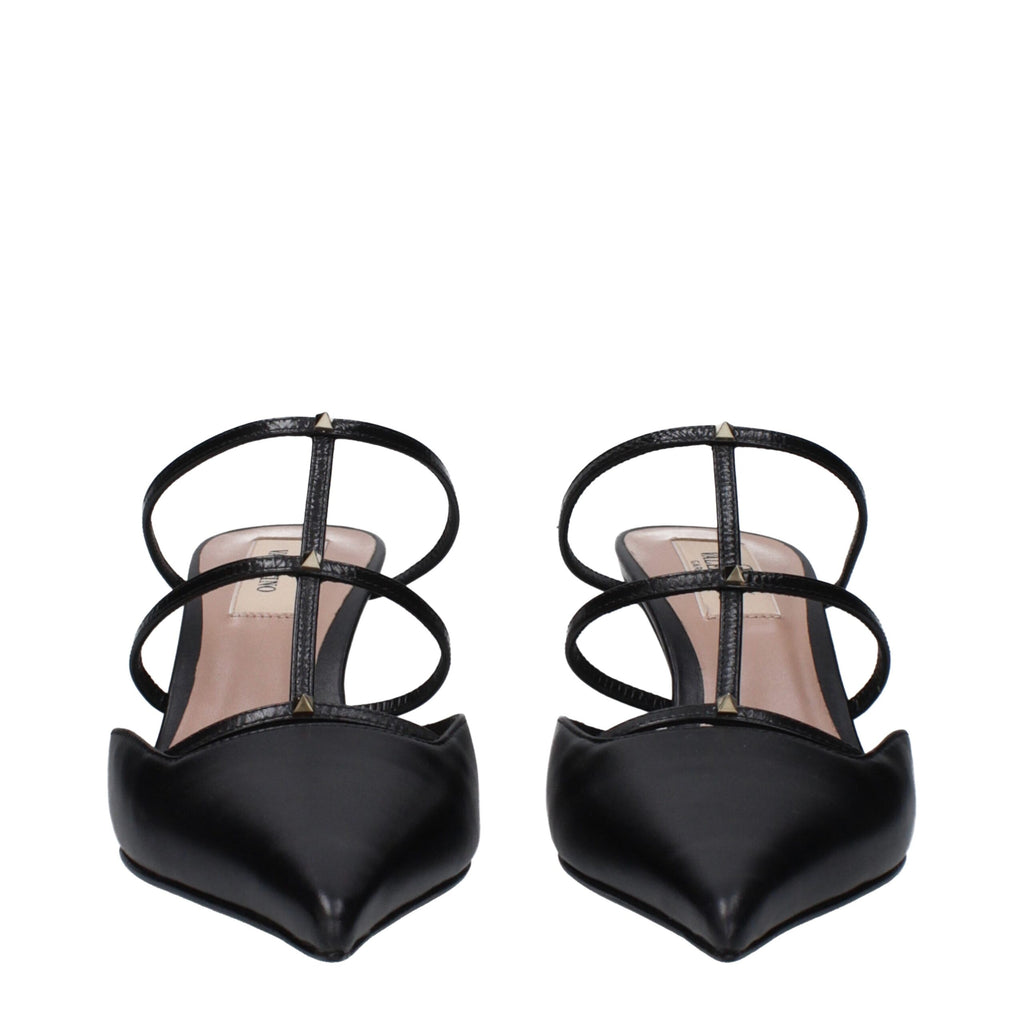 Valentino Garavani Flache Ledersandalen in Schwarz