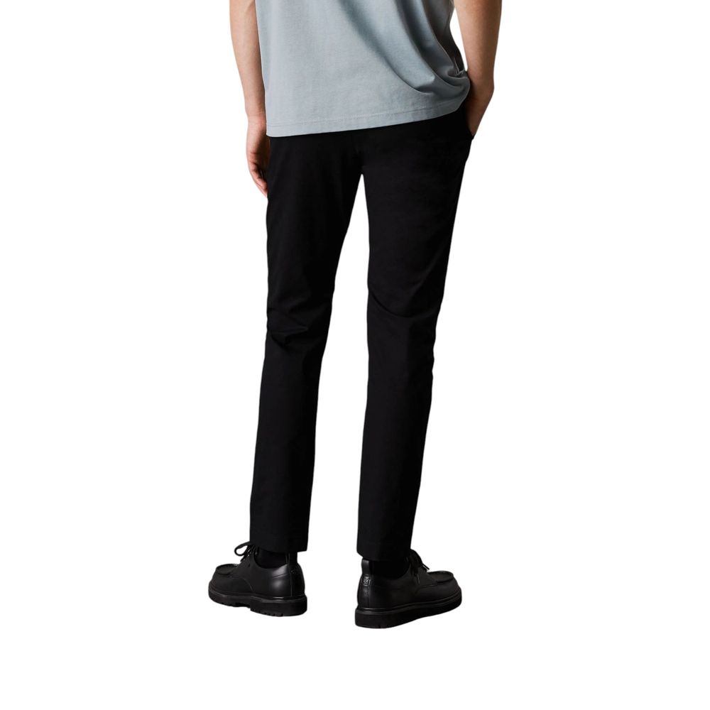 Calvin Klein Jeans Schwarze Hose aus recycelter Baumwolle