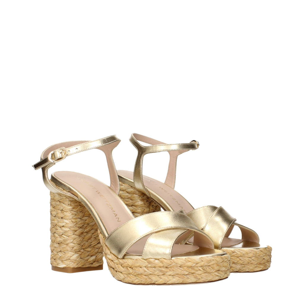 Stuart Weitzman Goldene Ledersandalen mit Plateauabsatz