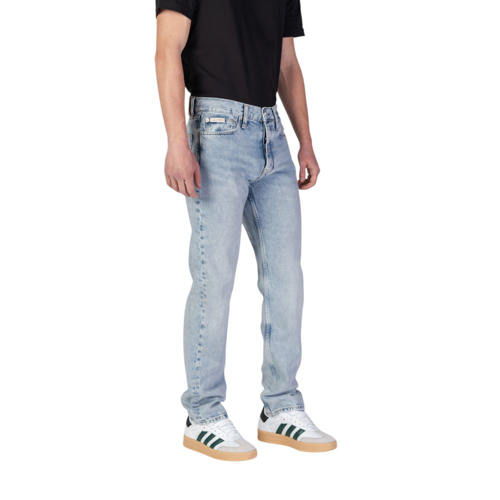 Calvin Klein Jeans Hellblaue, lockere Jeans aus Bio-Baumwolle