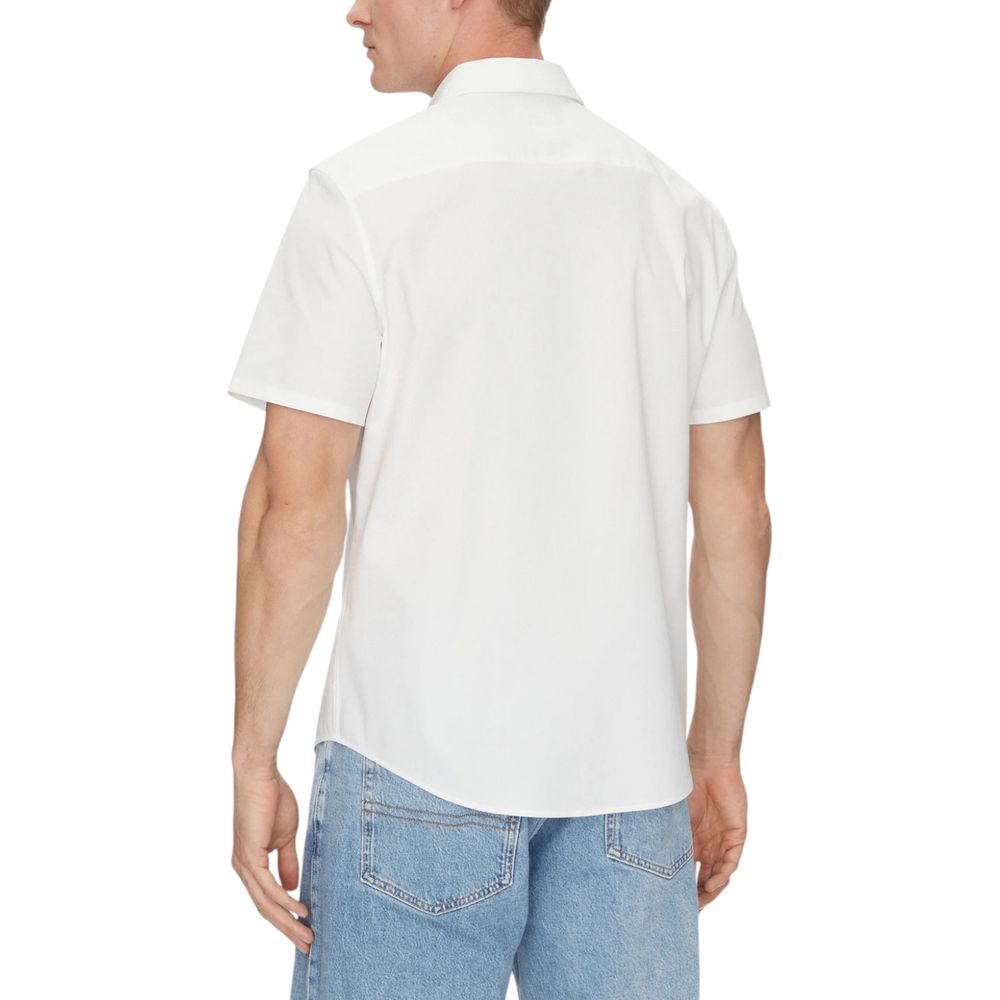 Calvin Klein Weißes Kurzarmhemd aus Bio-Baumwolle