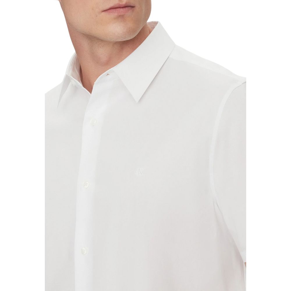 Calvin Klein Weißes Kurzarmhemd aus Bio-Baumwolle