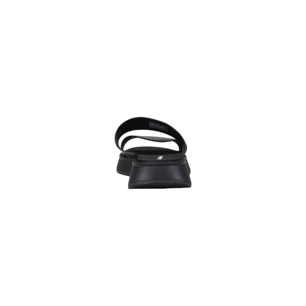 Calvin Klein Jeans Schwarze Leder-Sandale