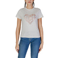 Guess Active T-Shirt aus cremefarbener Baumwolle