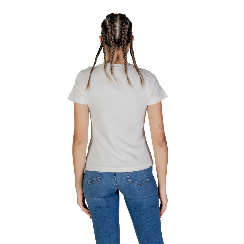 Guess Active T-Shirt aus cremefarbener Baumwolle