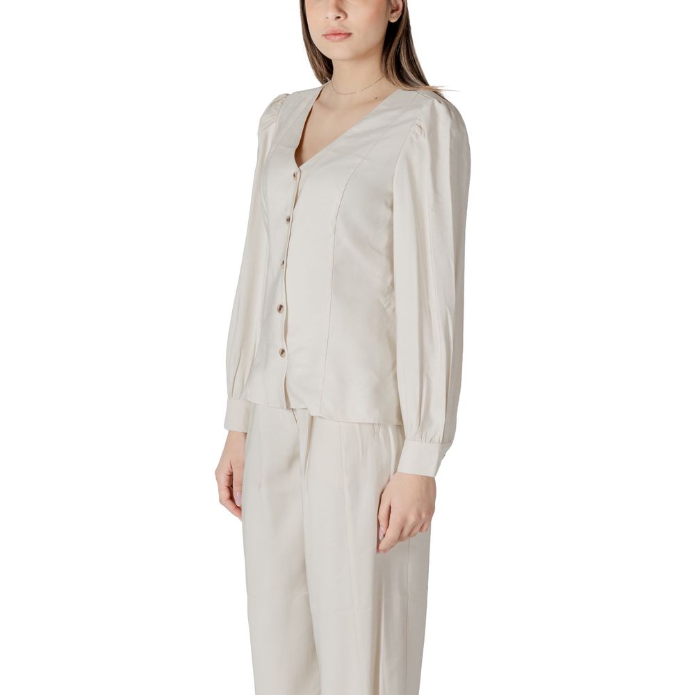 Vila Clothes Cremefarbenes Viskose-Top