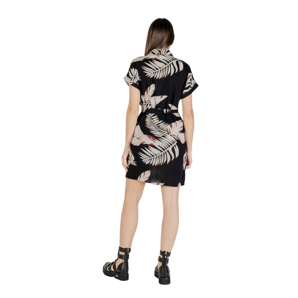 Vero Moda Beigefarbenes Viskose-Kurzkleid