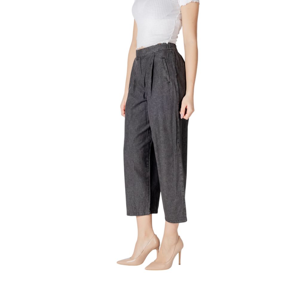 ICHI Schwarze Baumwoll-Cropped-Jeans