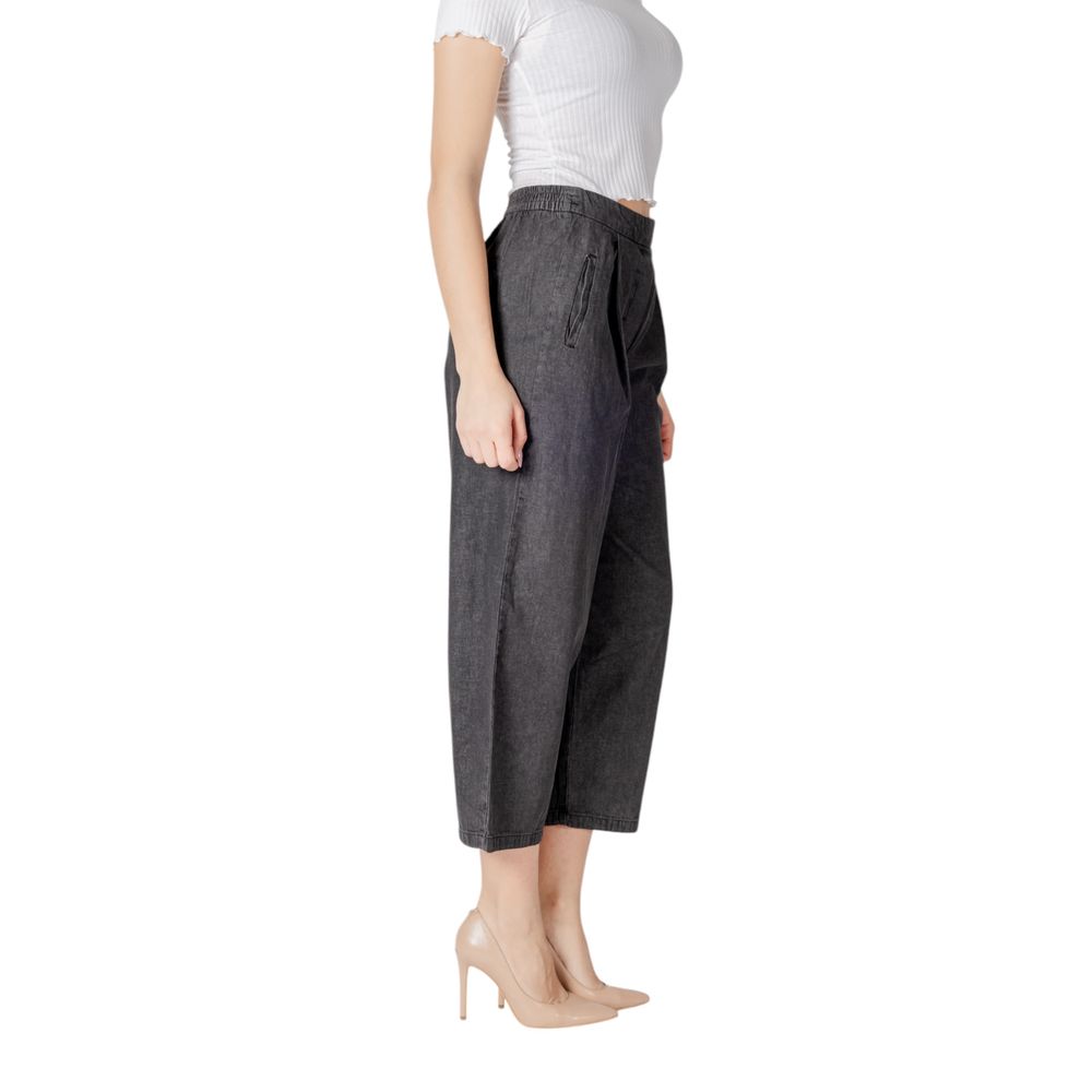 ICHI Schwarze Baumwoll-Cropped-Jeans