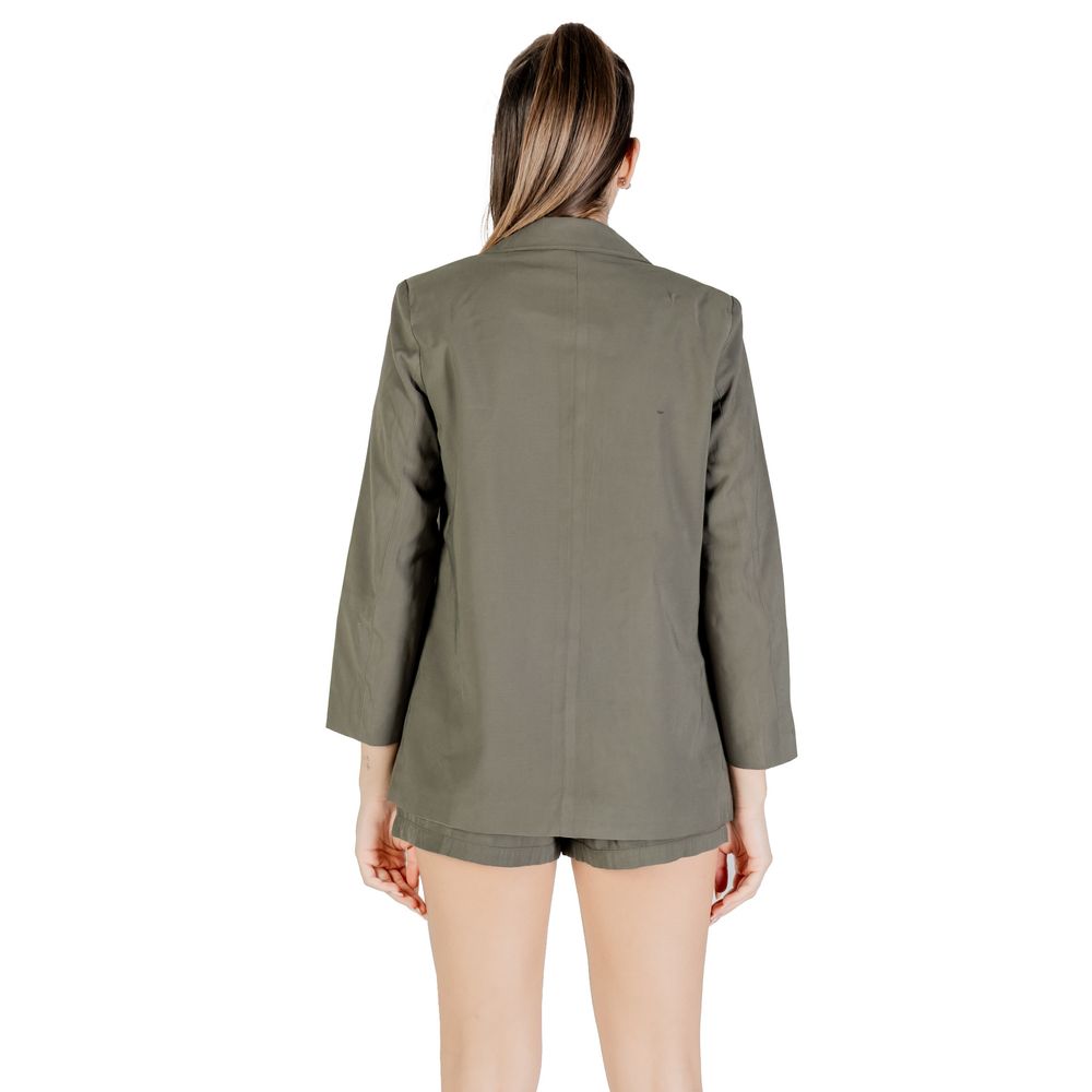 Only Grüner Viskose-Blazer