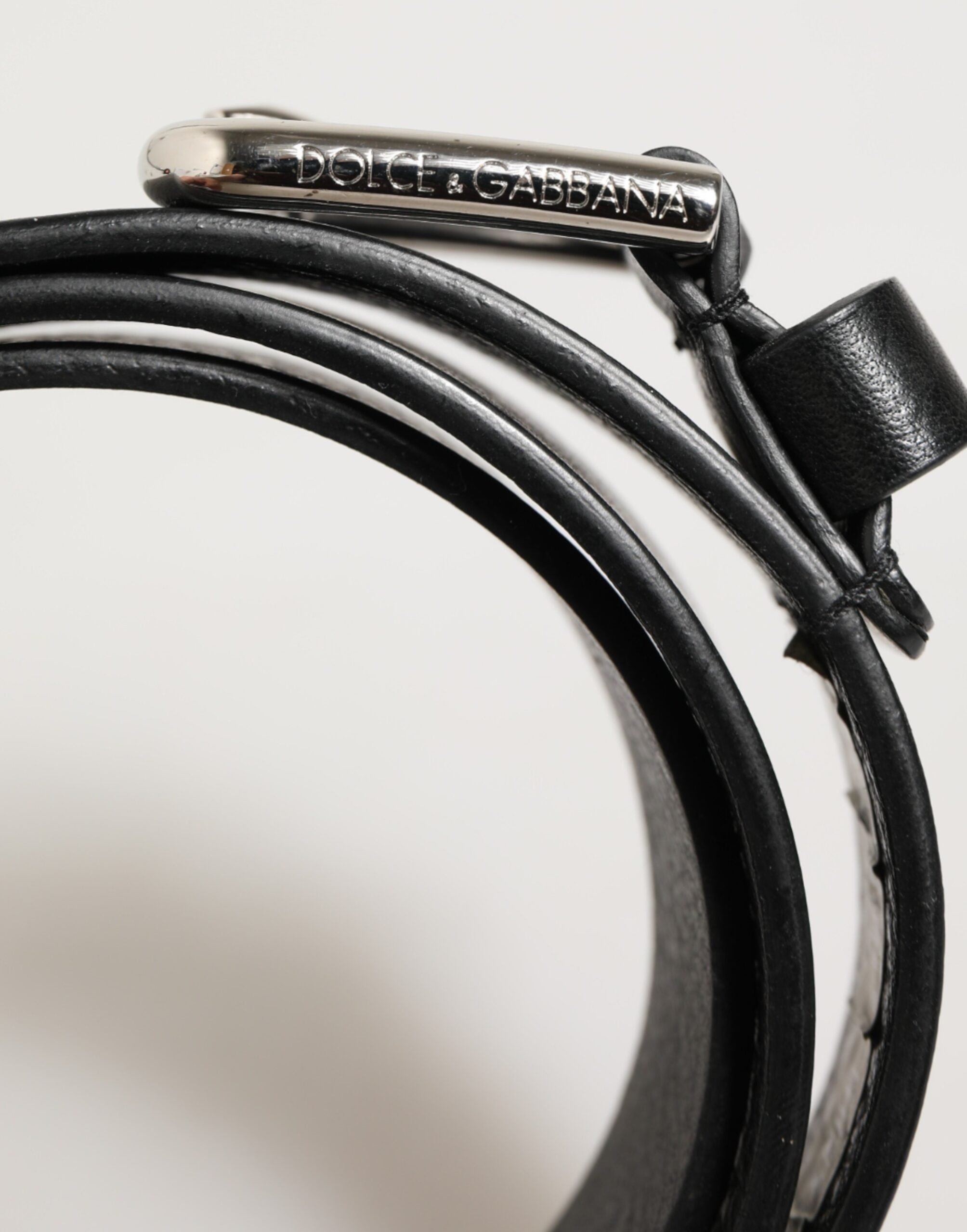 Dolce & Gabbana Black Leather Belt with Classic Metal Logo Buckle
