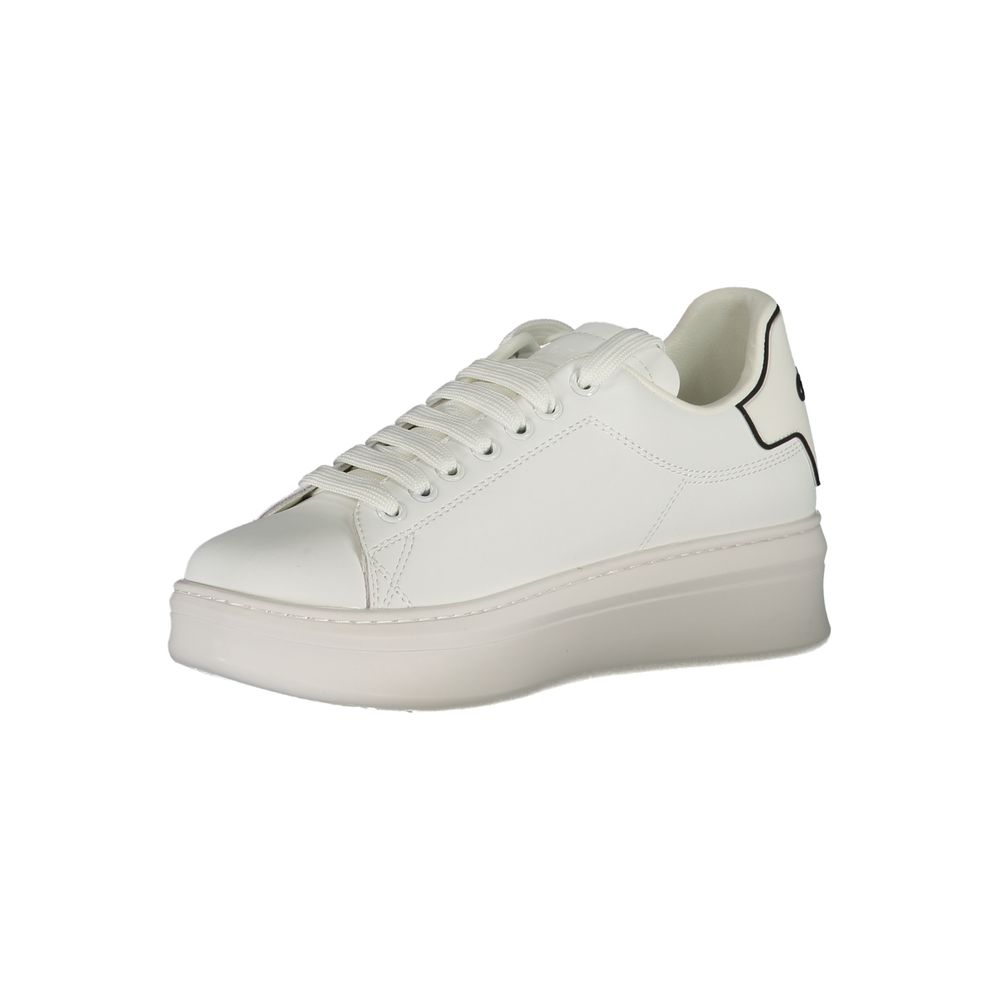 Gaelle Paris Sneaker aus weißem Polyethylen