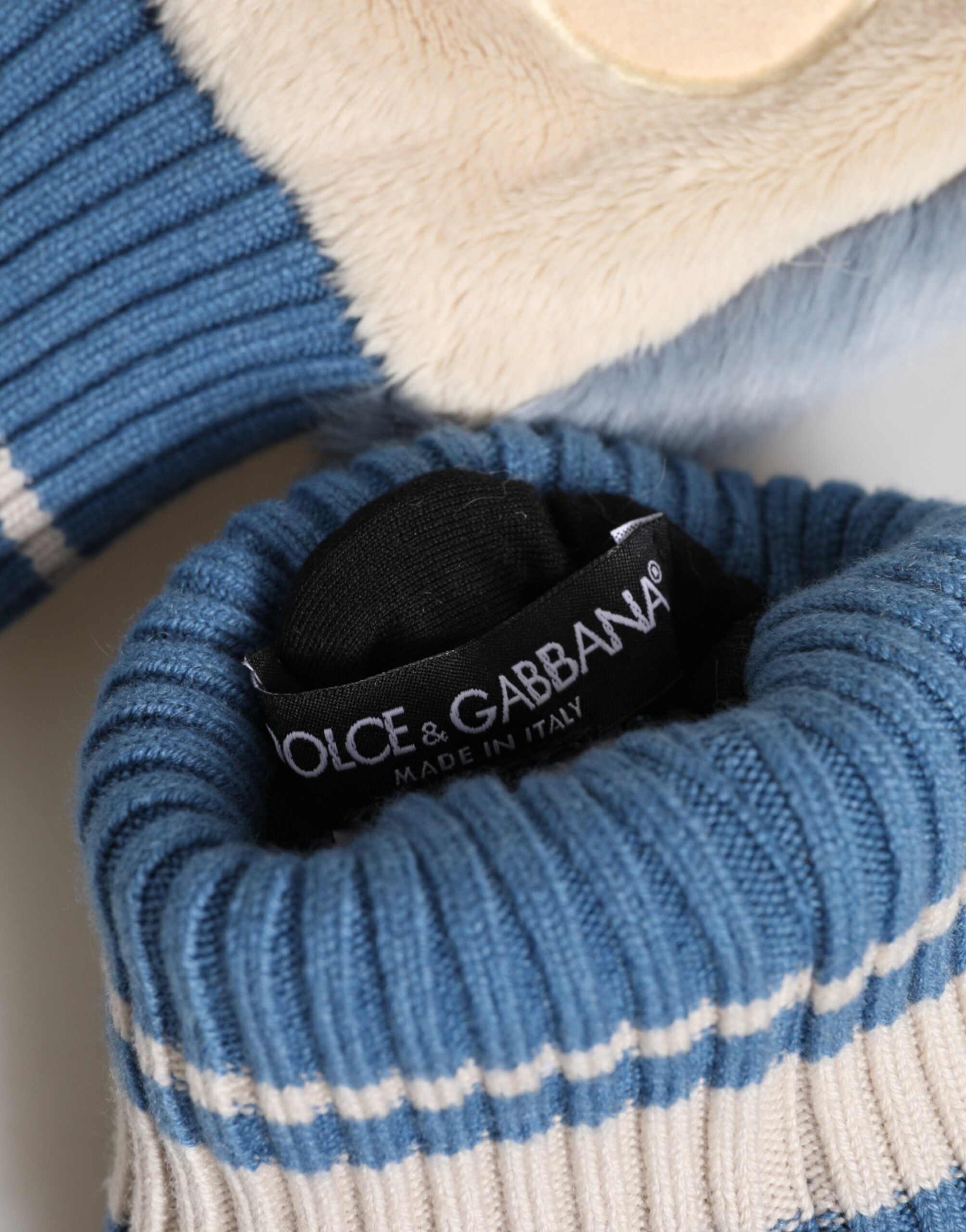 Dolce & Gabbana Blue Acrylic Knit Gloves with Fur Trim