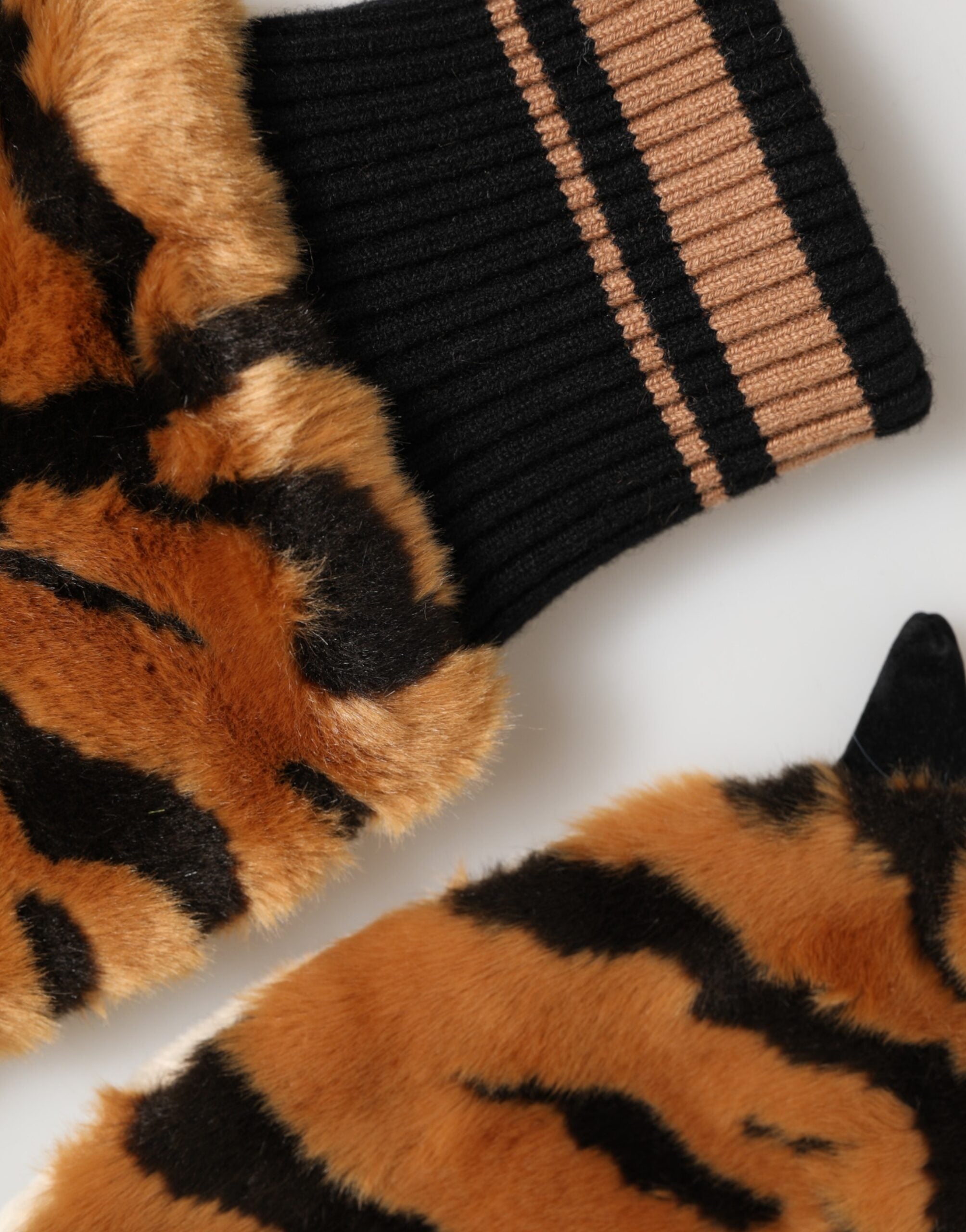Dolce & Gabbana Brown Tiger Knit Gloves with Fur Cuffs, One Size