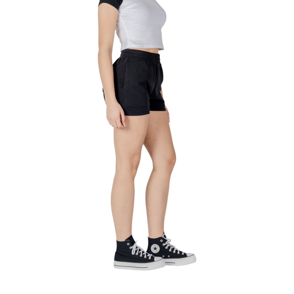 Converse Schwarze Baumwoll-Bermuda-Shorts
