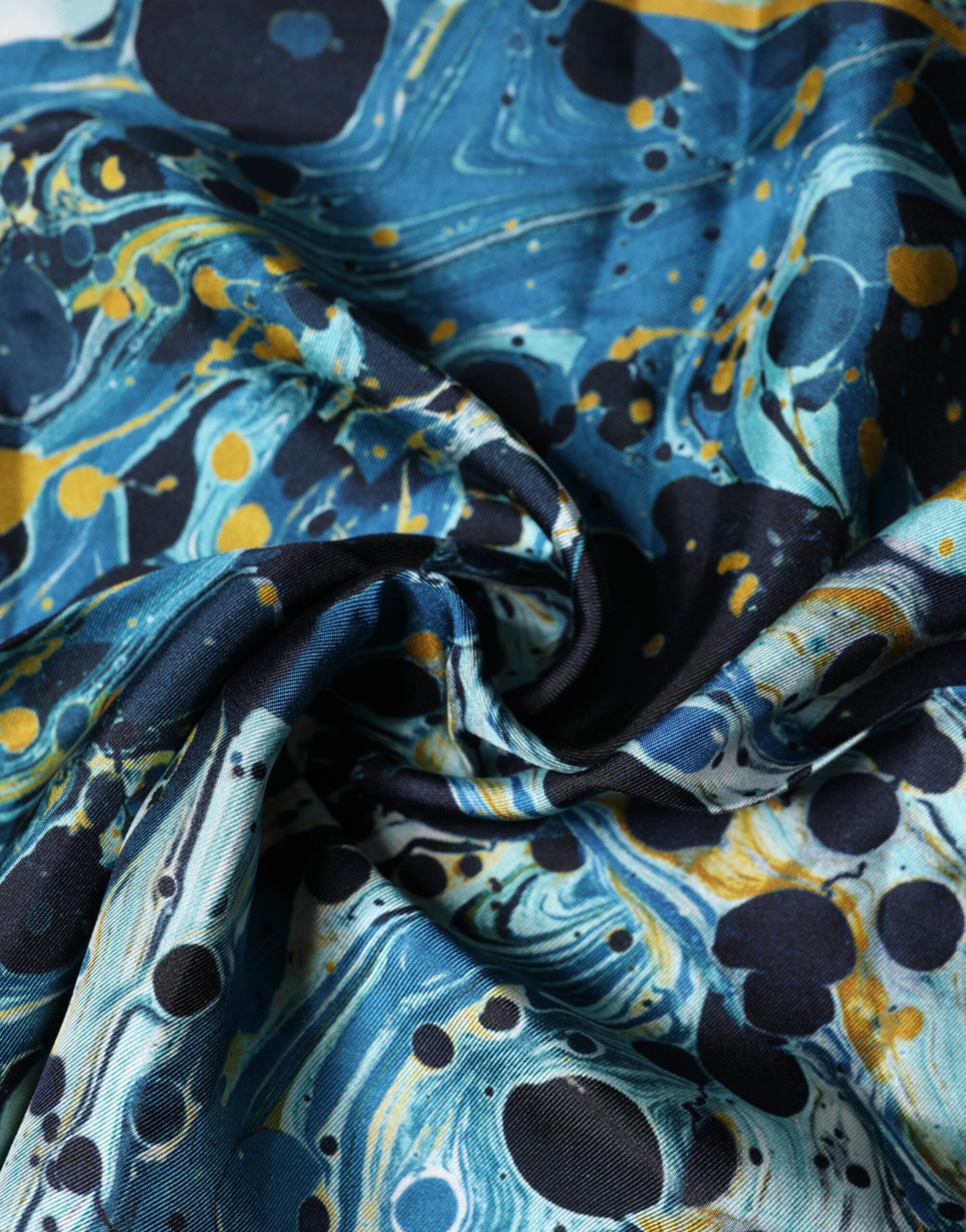 Dolce & Gabbana Multicolor Marmor Quadratisches Foulard-Tuch