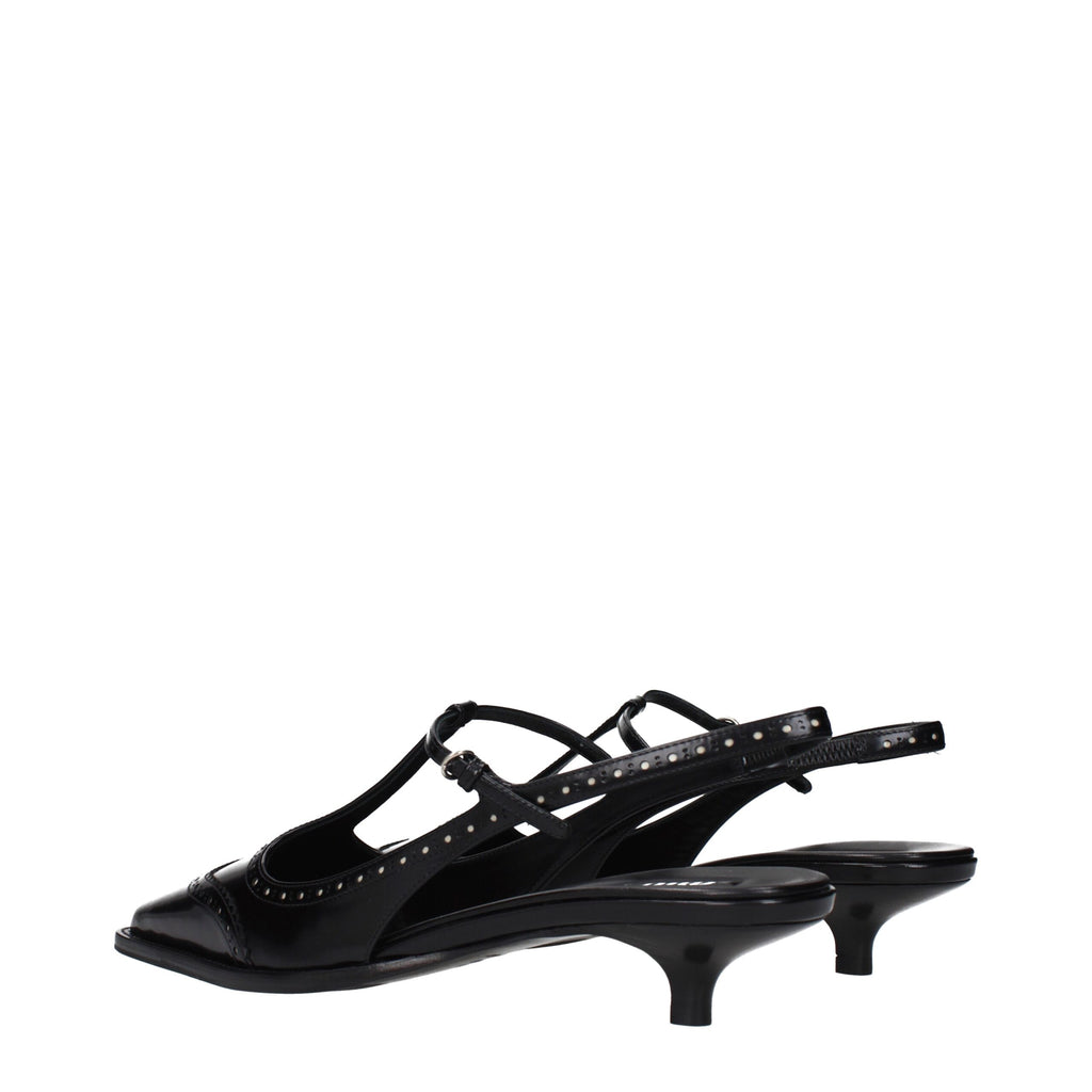Miu Miu Schwarze Leder Pumps mit mittlerem Absatz