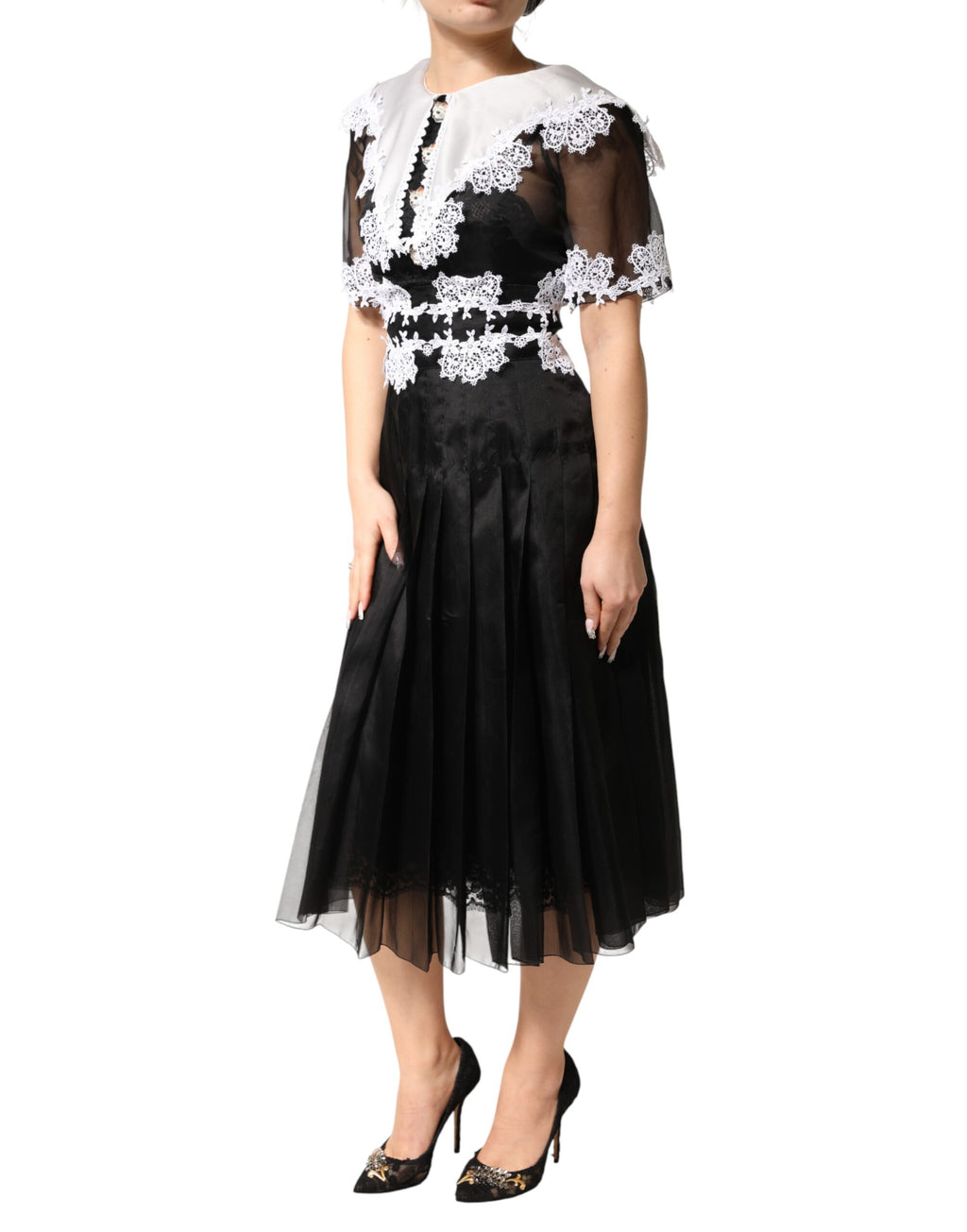 Dolce & Gabbana Schwarzes Seiden-Midi-Kleid mit Makramee-Spitze
