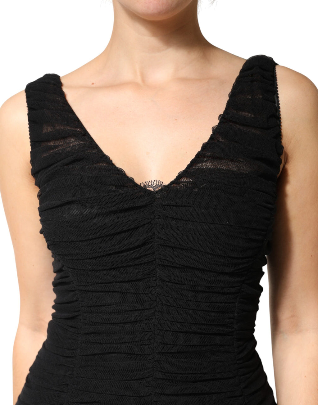 Dolce & Gabbana Schwarzes Midi-Kleid mit V-Ausschnitt, Raffungen und Spitzenbesatz