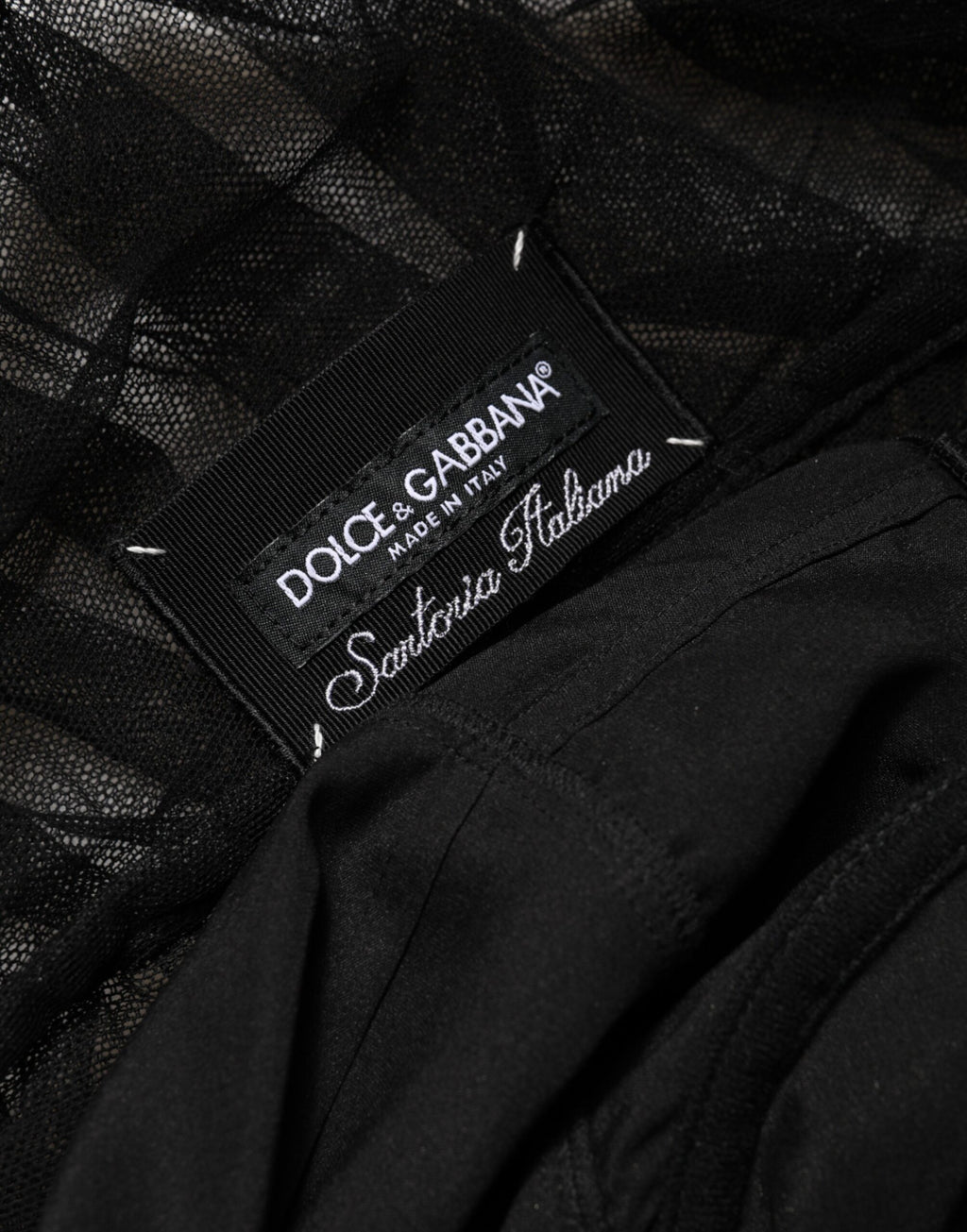 Dolce & Gabbana Schwarzes Midi-Kleid mit V-Ausschnitt, Raffungen und Spitzenbesatz