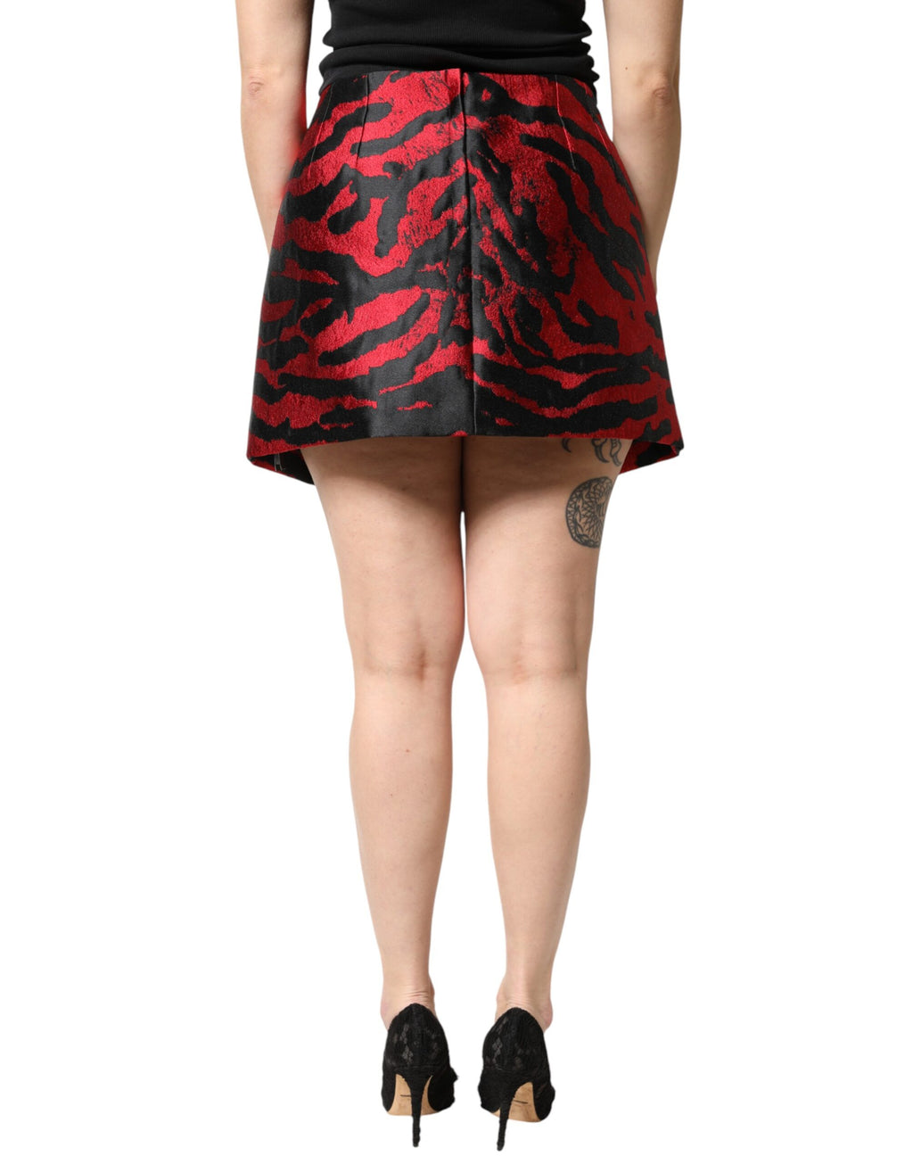 Dolce & Gabbana Schwarzer Minirock aus rotem Jacquard mit hoher Taille